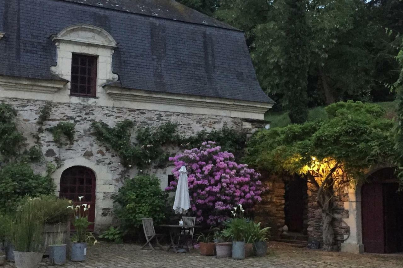 Hotel Manoir De La Groye Saint-Saturnin-sur-Loire Exteriér fotografie